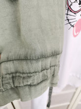Laden Sie das Bild in den Galerie-Viewer, Jacke "JUNA" olive