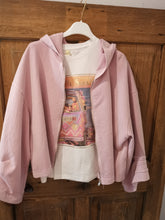 Laden Sie das Bild in den Galerie-Viewer, T-Shirt "Bully Love"