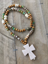 Laden Sie das Bild in den Galerie-Viewer, Kurze Halskette "Anna"