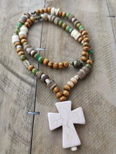 Laden Sie das Bild in den Galerie-Viewer, Kurze Halskette "Anna"