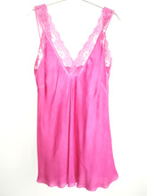 Laden Sie das Bild in den Galerie-Viewer, Spitzentops