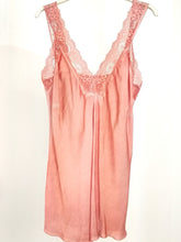 Laden Sie das Bild in den Galerie-Viewer, Spitzentops