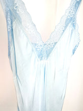 Laden Sie das Bild in den Galerie-Viewer, Spitzentops