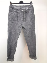 Laden Sie das Bild in den Galerie-Viewer, Hose "LENA"