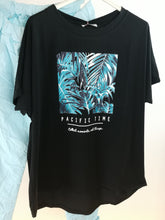 Laden Sie das Bild in den Galerie-Viewer, T-Shirt &quot;PACIFIC&quot; schwarz
