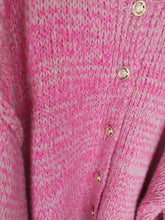 Laden Sie das Bild in den Galerie-Viewer, Strickjacke &quot;COZY&quot; rosa, meliert
