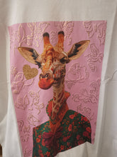 Laden Sie das Bild in den Galerie-Viewer, T-Shirt &quot;Mr. Giraffe&quot;

