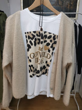 Laden Sie das Bild in den Galerie-Viewer, T-Shirt &quot;WILD IDEAS&quot; beige
