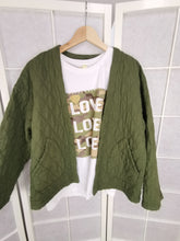 Laden Sie das Bild in den Galerie-Viewer, T-Shirt &quot;LOVE LOVE LOVE&quot;
